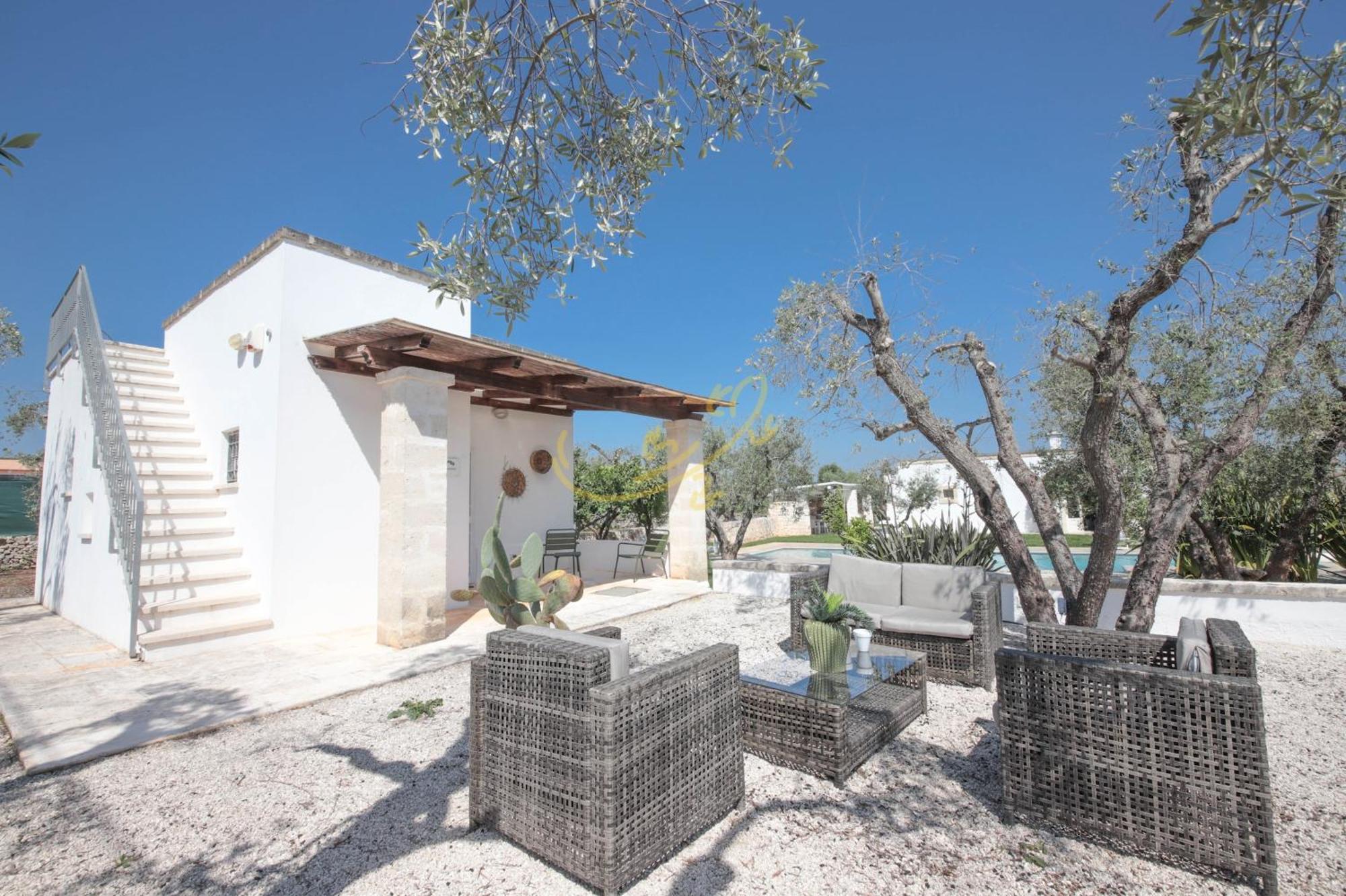 Td Dimora Del Giglio With Organic Garden With Pool Villa Ostuni Exteriör bild