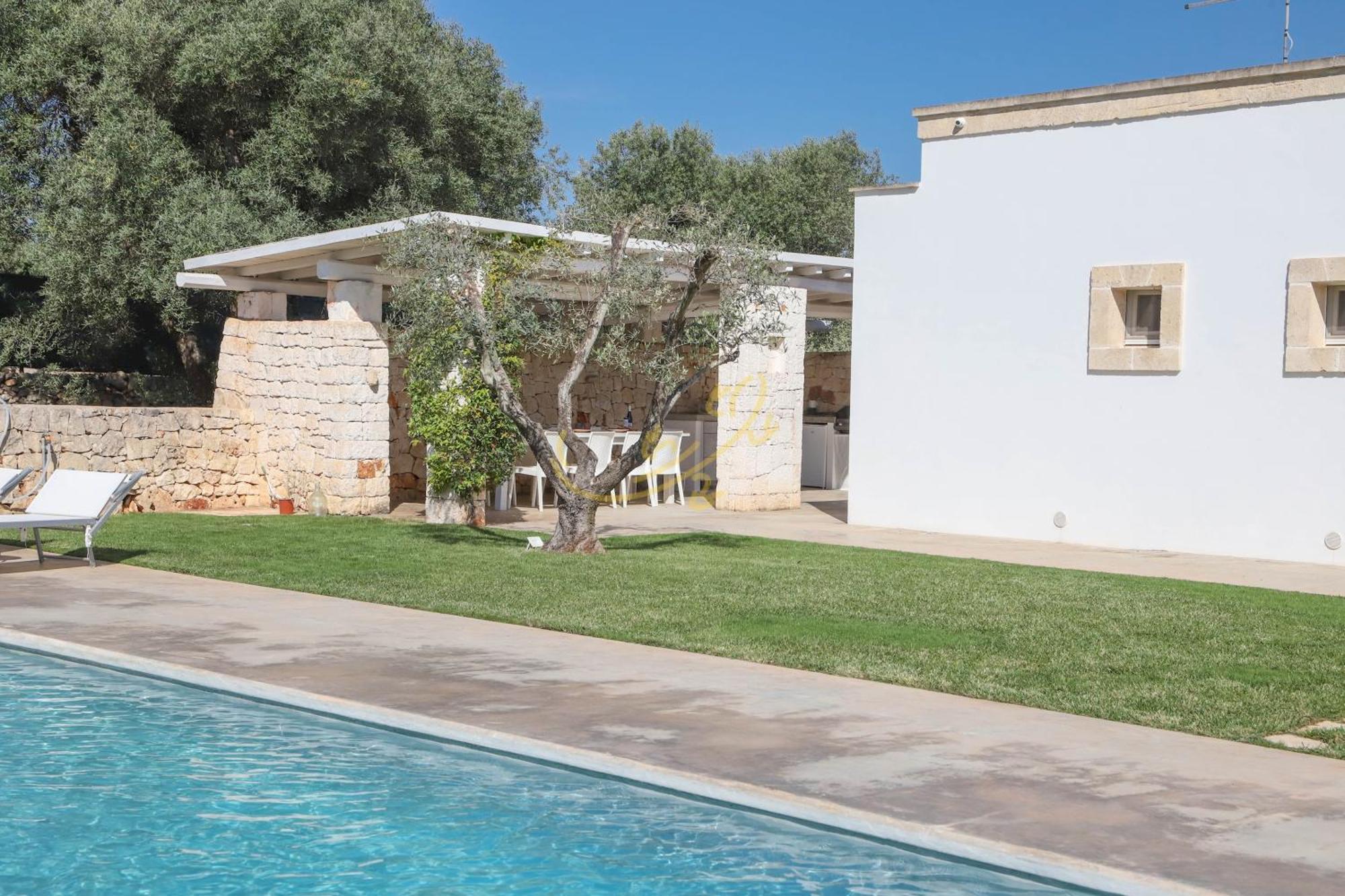 Td Dimora Del Giglio With Organic Garden With Pool Villa Ostuni Exteriör bild