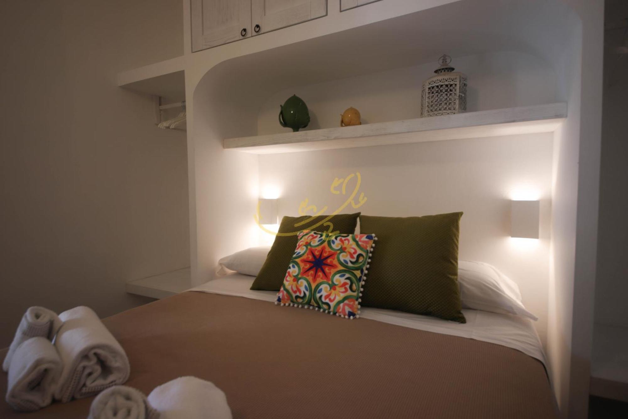Td Dimora Del Giglio With Organic Garden With Pool Villa Ostuni Exteriör bild