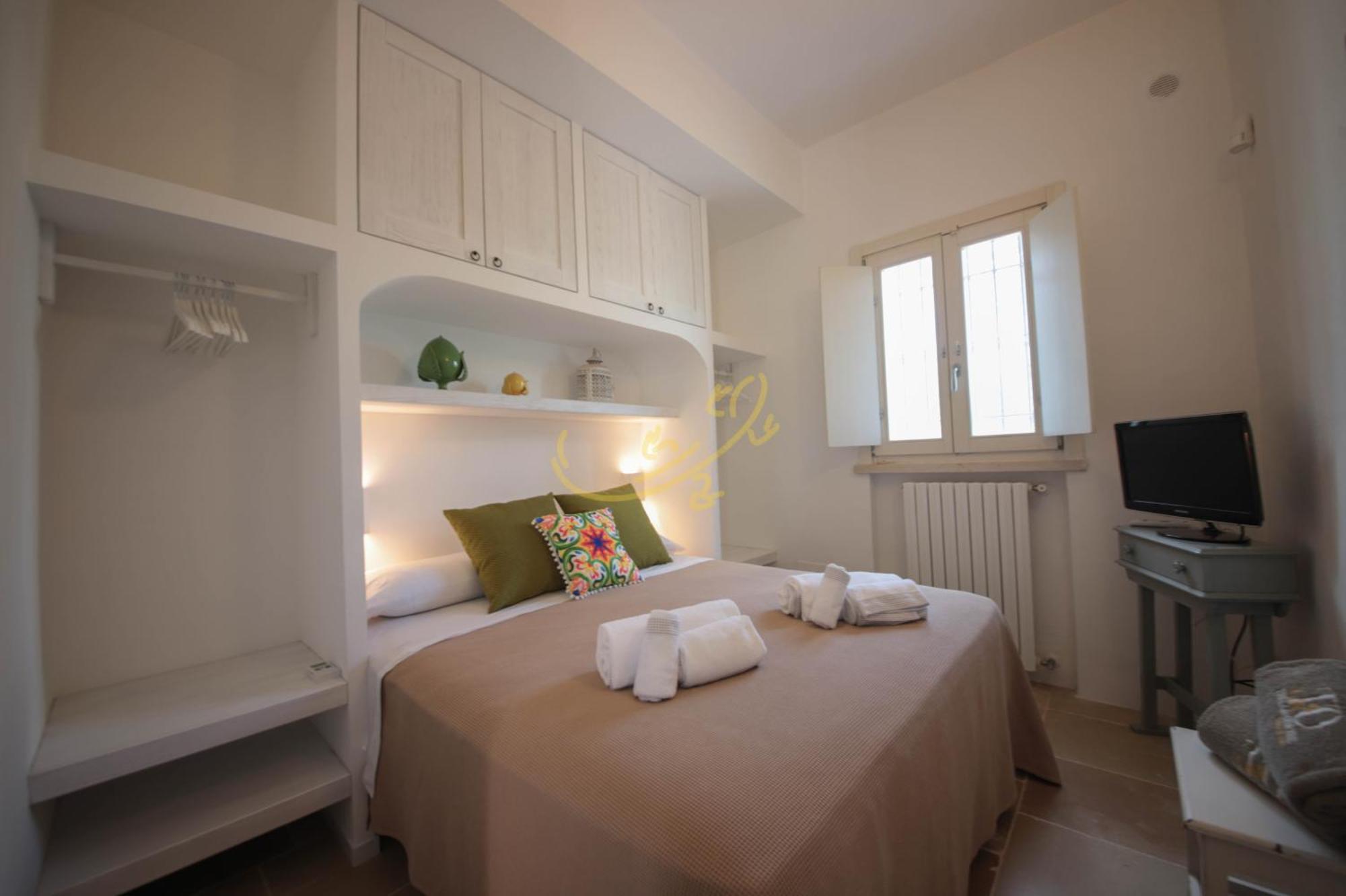 Td Dimora Del Giglio With Organic Garden With Pool Villa Ostuni Exteriör bild